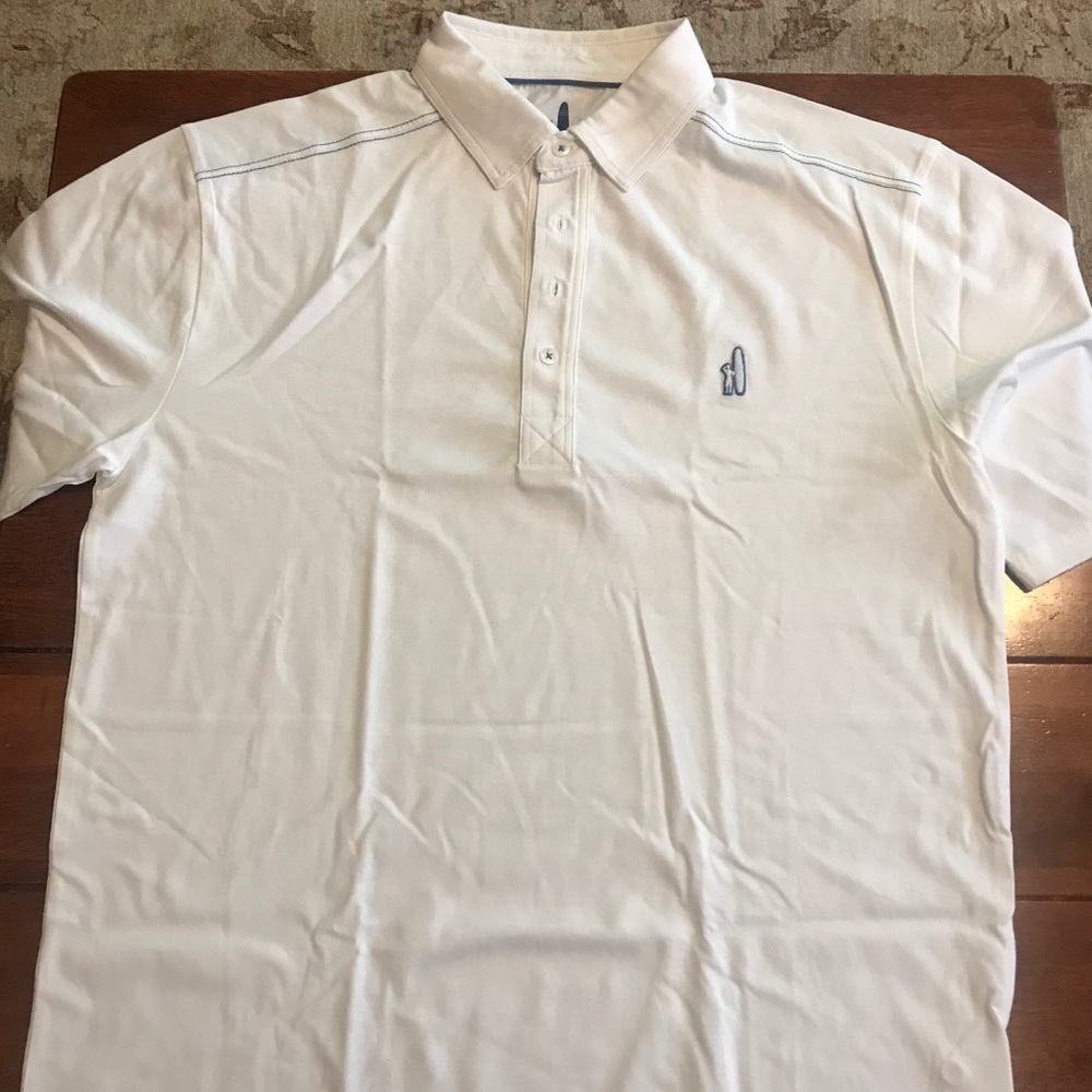 NWOT - Johnnie-o Men’s Collared Shirt -Size Medium